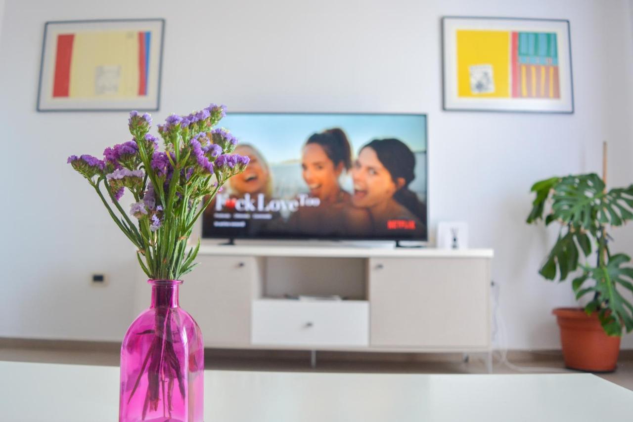 Chiara Lovely Apartment Тирана Экстерьер фото